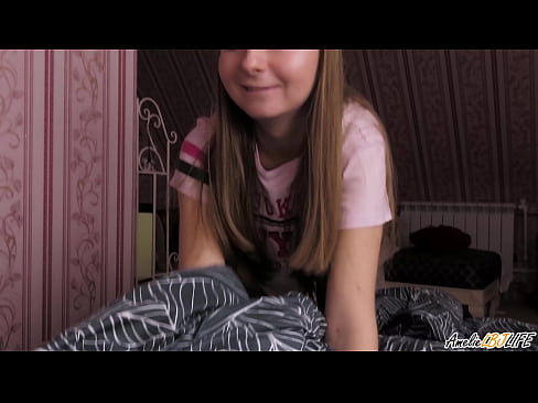 ❤️ Blondie uning BFF ning chuqur so'radi va uning og'ziga Jum oladi ️ Super porno uz.robosexshop.ru ﹏